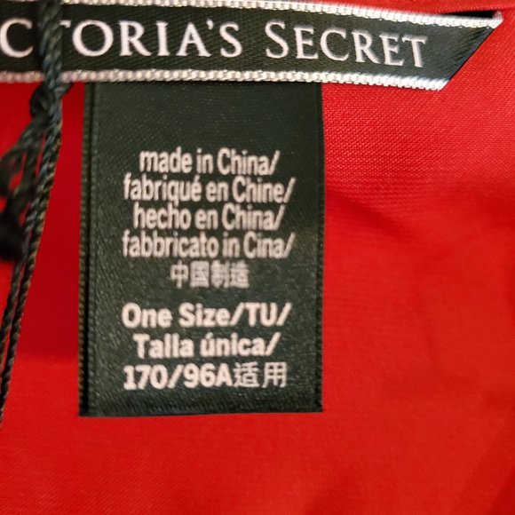 Victoria Secret Robe - Picture 5 of 5